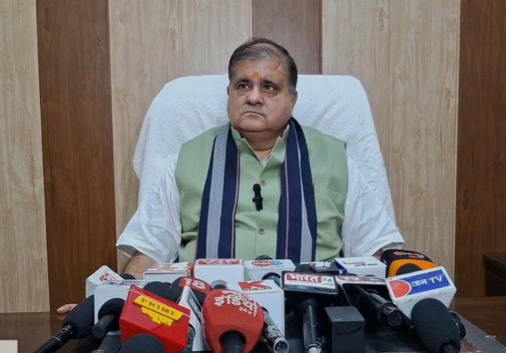 धामी सरकार की दायित्व सूची पर सियासत तेज, भाजपा ने कांग्रेस से तुलना को किया खारिज